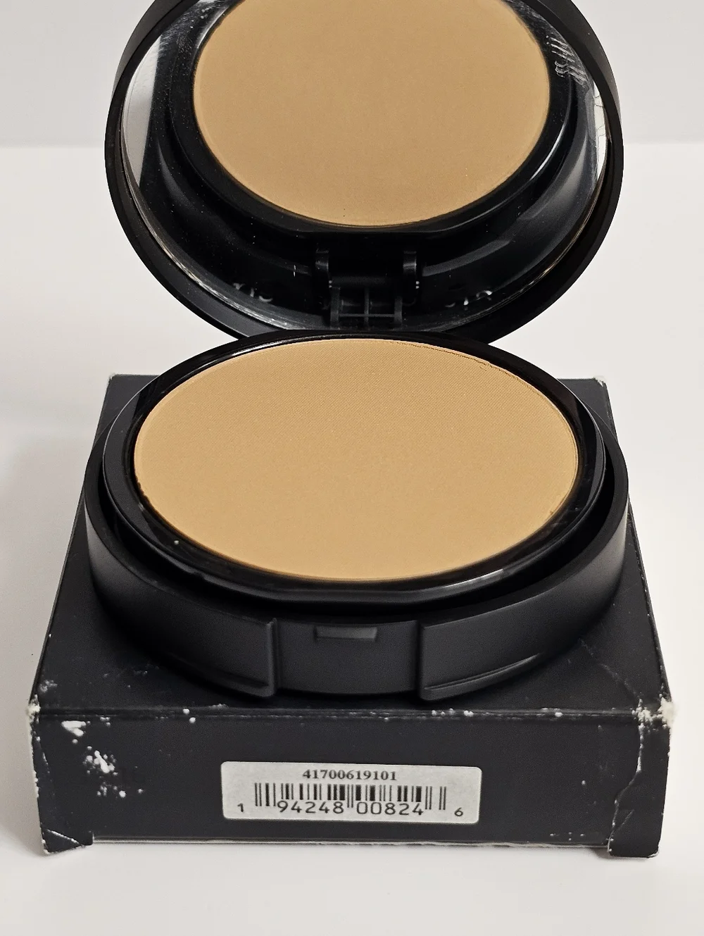 bareMinerals Original Mineral Veil Pressed Setting Powder sheer tan new makeup
